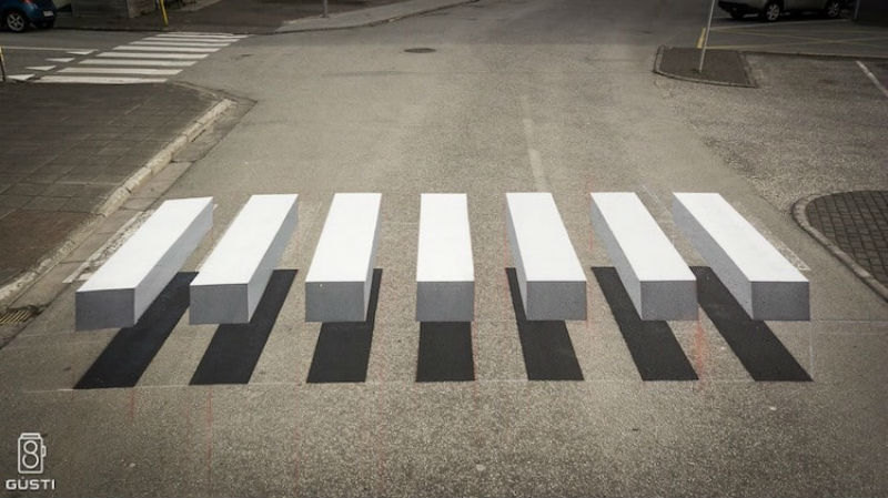 3D crosswalk in Ísafjörður ( Iceland ) helps slow down speeding motorists 